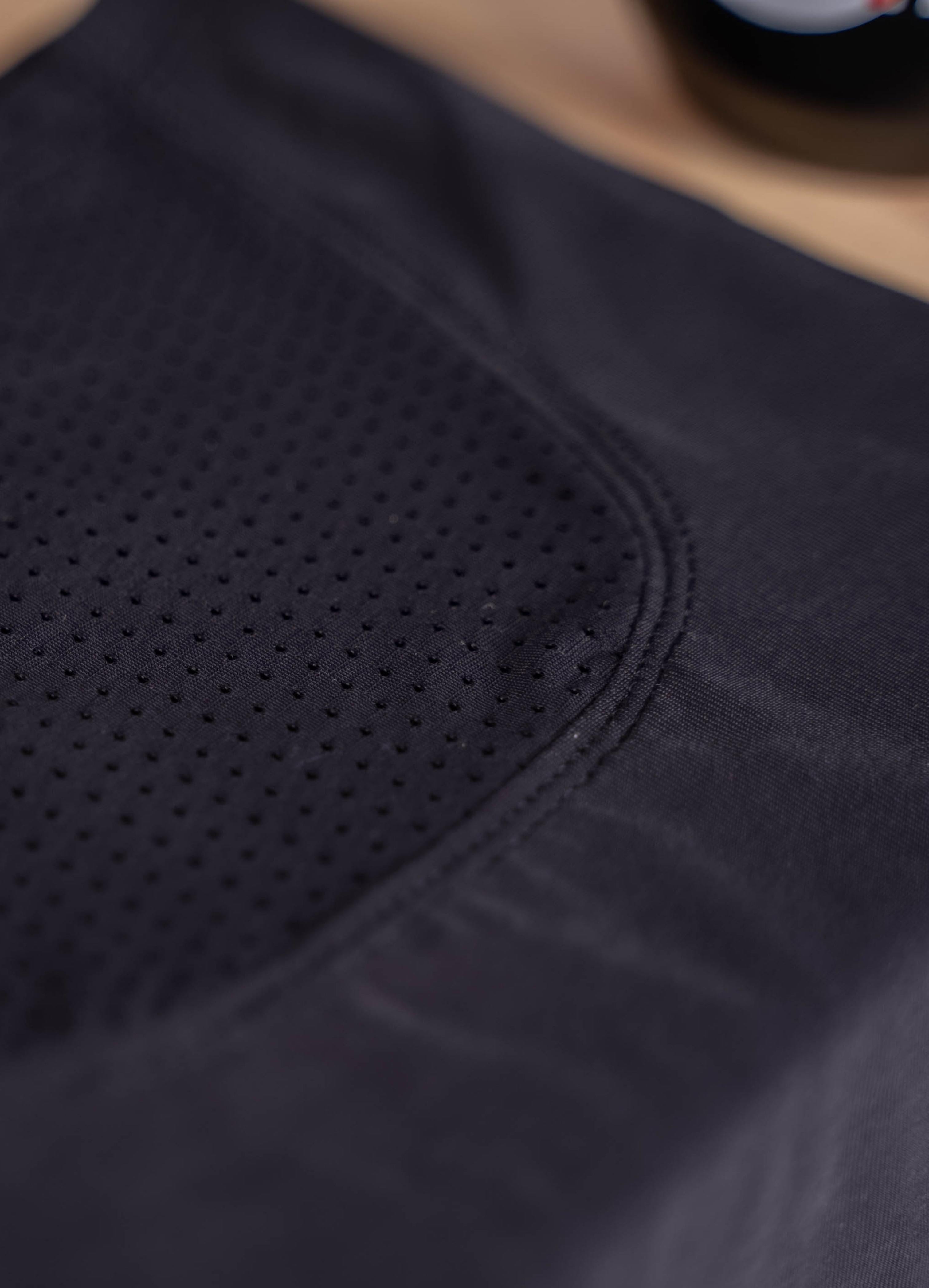 Biodegradable water bottle + Neckwear Made in France and Recycled — Black